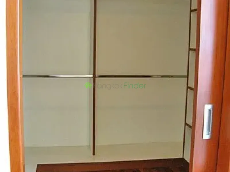 Thanon Pan Sathorn, Sathorn, Sathon, Thailand, 4 Bedroom Bedrooms, 0 ,4 BathroomBathrooms,Penthouse,For Rent,Sathorn Gallery Residences,Thanon Pan Sathorn,64