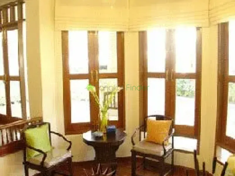 Dusit, Dusit, Dusit, Thailand, 4 Bedroom Bedrooms, 0 ,6 BathroomBathrooms,Town House,For Rent,Dusit,236