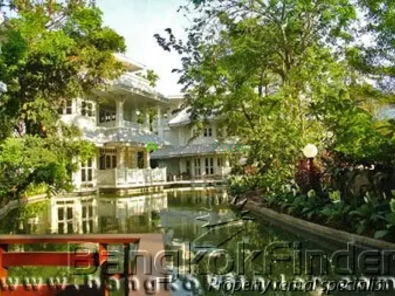Dusit, Dusit, Dusit, Thailand, 4 Bedroom Bedrooms, 0 ,6 BathroomBathrooms,Town House,For Rent,Dusit,236
