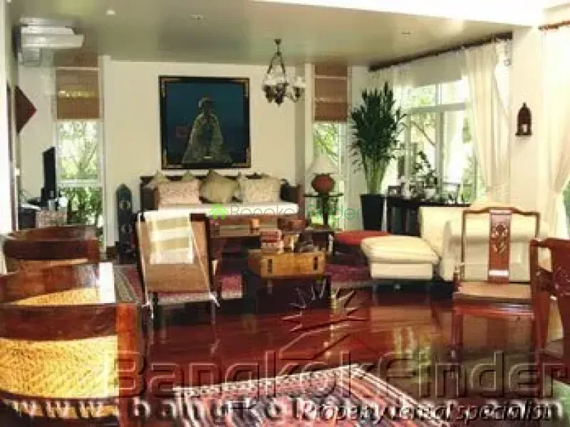 Sukhumvit-Ekamai, Ekamai, Ekamai, Thailand, 4 Bedroom Bedrooms, 0 ,3 BathroomBathrooms,Villa,For Rent,House#66/3 ekamai 22,Sukhumvit-Ekamai,245