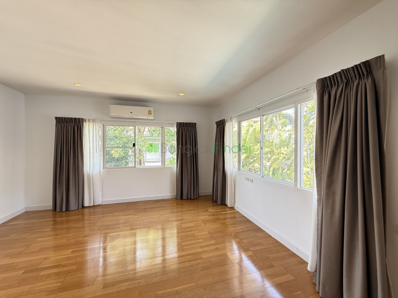 Sukhumvit-Thonglor, Thonglor, Bangkok, Thailand, 4 Bedrooms Bedrooms, 0 ,4 BathroomsBathrooms,House,For Rent,Sukhumvit-Thonglor,254
