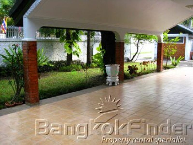 Sukhumvit-Thonglor, Thonglor, Bangkok, Thailand, 3 Bedrooms Bedrooms, ,3 BathroomsBathrooms,House,For Rent,Sukhumvit-Thonglor,304