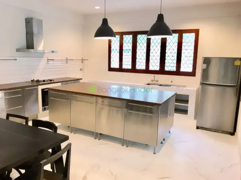 Sukhumvit-Phrom Phong, Phrom Phong, Phrom Phong, Thailand, 4 Bedroom Bedrooms, 0 ,5 BathroomBathrooms,House,For Rent,Sukhumvit-Phrom Phong,410