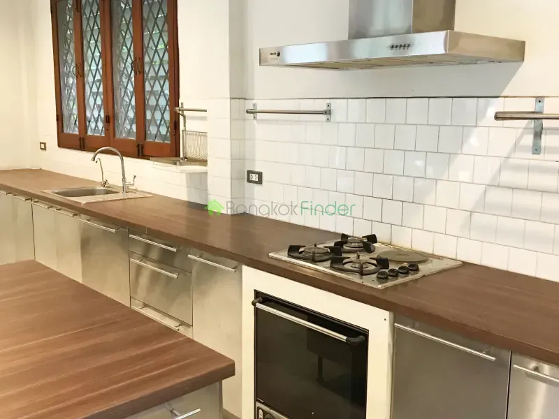 Sukhumvit-Phrom Phong, Phrom Phong, Phrom Phong, Thailand, 4 Bedroom Bedrooms, 0 ,5 BathroomBathrooms,House,For Rent,Sukhumvit-Phrom Phong,410