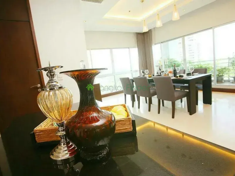 Ploenchit-Chidlom, Ploenchit, Ploenchit-Chidlom, Thailand, 4 Bedroom Bedrooms, 0 ,4 BathroomBathrooms,Apartment,For Rent,Royal Residence Park,Ploenchit-Chidlom,474