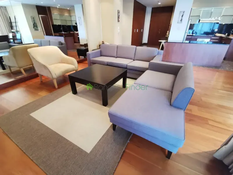 1 Wireless Road, Ploenchit, Ploenchit-Chidlom, Thailand, 3 Bedroom Bedrooms, 0 ,4 BathroomBathrooms,Apartment,For Rent,Royal Residence Park,Wireless Road,475