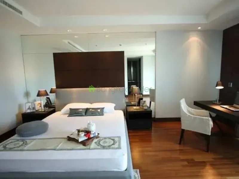 1 Wireless Road, Ploenchit, Ploenchit-Chidlom, Thailand, 3 Bedroom Bedrooms, 0 ,4 BathroomBathrooms,Apartment,For Rent,Royal Residence Park,Wireless Road,475