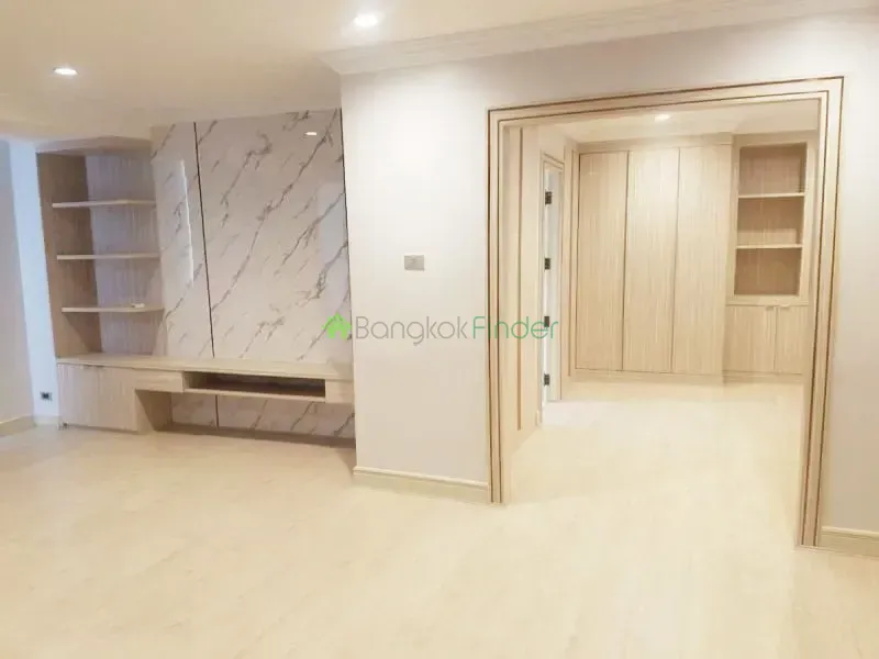 Sukhumvit-Phrom Phong, Phrom Phong, Phrom Phong, Thailand, 4 Bedroom Bedrooms, 0 ,5 BathroomBathrooms,Apartment,For Rent,Raj Mansion,Sukhumvit-Phrom Phong,499