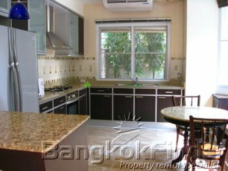 Sathorn, Sathorn, Sathon, Thailand, 4 Bedroom Bedrooms, 0 ,4 BathroomBathrooms,House,For Rent,Sathorn,541