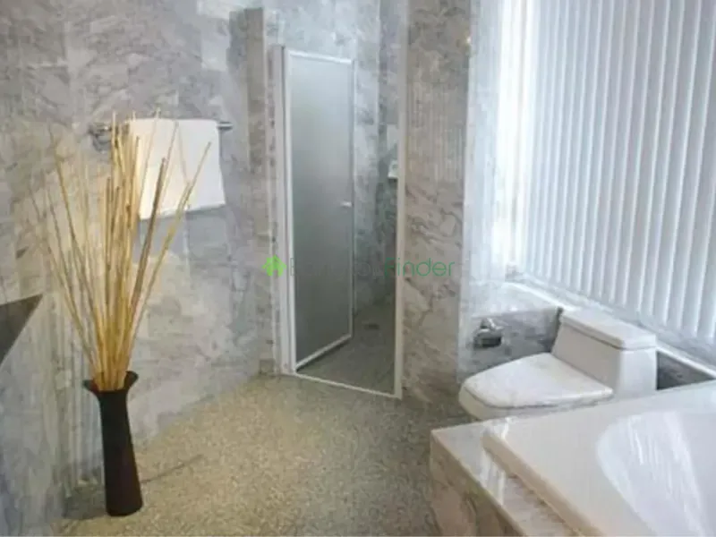 Sukhumvit-Asoke, Asoke, Asoke, Thailand, 4 Bedroom Bedrooms, 0 ,5 BathroomBathrooms,Apartment,For Rent,Prasanmitr Thani,Sukhumvit-Asoke,545