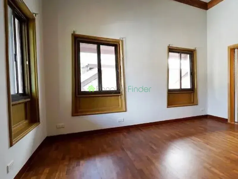 39 Sukhumvit, Phrom Phong, Phrom Phong, Thailand, 3 Bedroom Bedrooms, 0 ,4 BathroomBathrooms,Villa,For Rent,House#Promsri Thai House,Sukhumvit,599