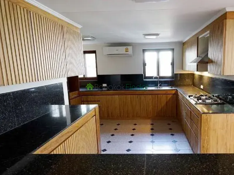 39 Sukhumvit, Phrom Phong, Phrom Phong, Thailand, 3 Bedroom Bedrooms, 0 ,4 BathroomBathrooms,Villa,For Rent,House#Promsri Thai House,Sukhumvit,599