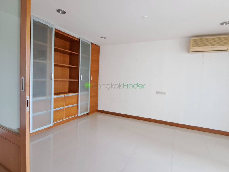 Sukhumvit-Phrom Phong, Phrom Phong, Bangkok, Thailand, 3 Bedrooms Bedrooms, ,4 BathroomsBathrooms,Condo,For Rent,Bangkok View Tower,Sukhumvit-Phrom Phong,602