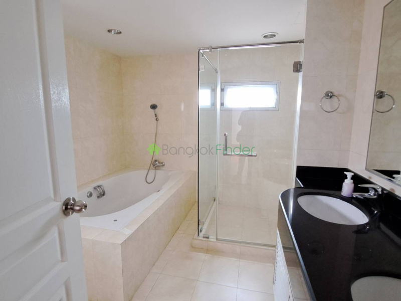 Sukhumvit-Phrom Phong, Phrom Phong, Bangkok, Thailand, 3 Bedrooms Bedrooms, ,4 BathroomsBathrooms,Condo,For Rent,Bangkok View Tower,Sukhumvit-Phrom Phong,602