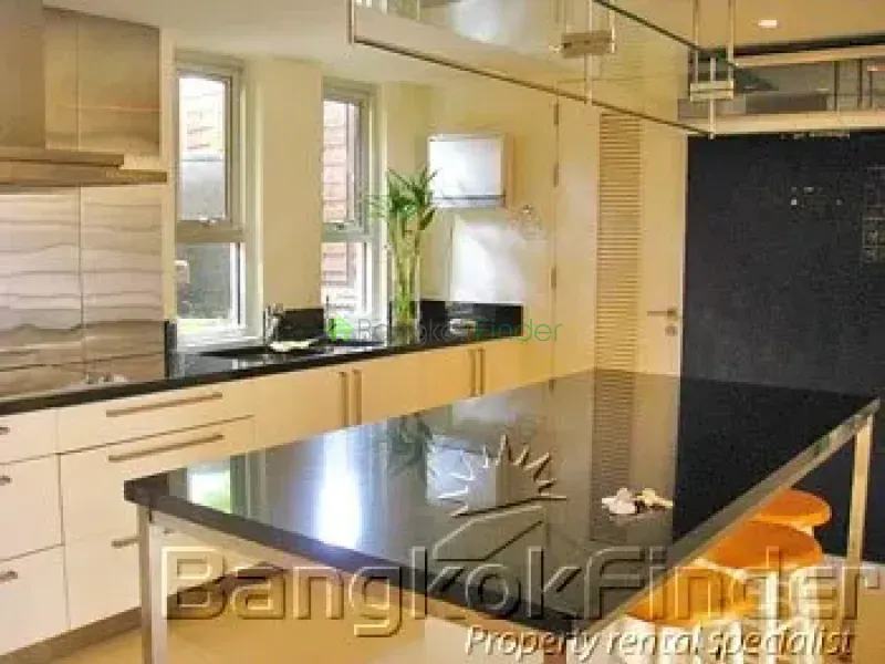 Sathorn, Sathorn, Sathon, Thailand, 3 Bedroom Bedrooms, 0 ,4 BathroomBathrooms,Town House,For Rent,Sathorn,636