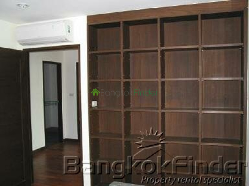 Ploenchit-Chidlom, Ploenchit, Ploenchit-Chidlom, Thailand, 2 Bedroom Bedrooms, 0 ,2 BathroomBathrooms,Condo,For Rent,Urbana Langsuan,Ploenchit-Chidlom,1197