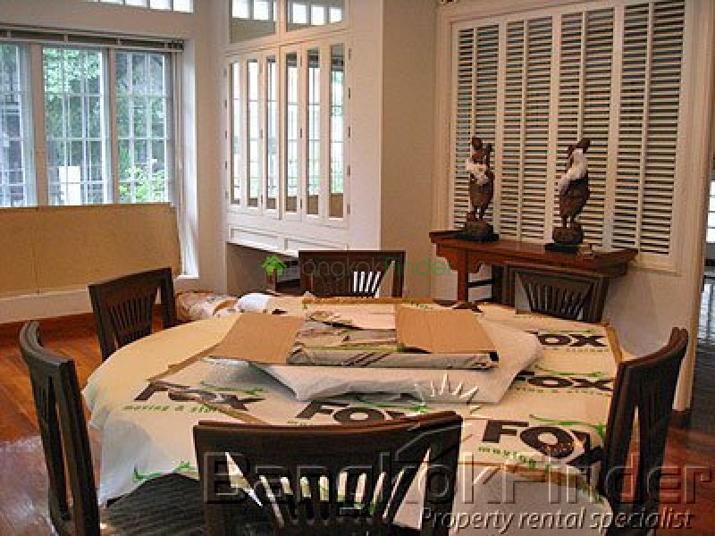 Sukhumvit-Phrom Phong, Phrom Phong, Phrom Phong, Thailand, 5 Bedroom Bedrooms, 0 ,5 BathroomBathrooms,House,For Rent,Sukhumvit-Phrom Phong,1479