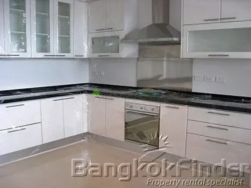 Sathorn, Sathorn, Sathon, Thailand, 3 Bedroom Bedrooms, 0 ,4 BathroomBathrooms,Apartment,For Rent,Baan Suanplu,Sathorn,1684