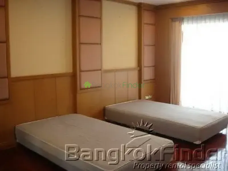 Sukhumvit-Asoke, Asoke, Asoke, Thailand, 4 Bedroom Bedrooms, 0 ,4 BathroomBathrooms,Condo,For Rent,Arunroj Tower,Sukhumvit-Asoke,1883