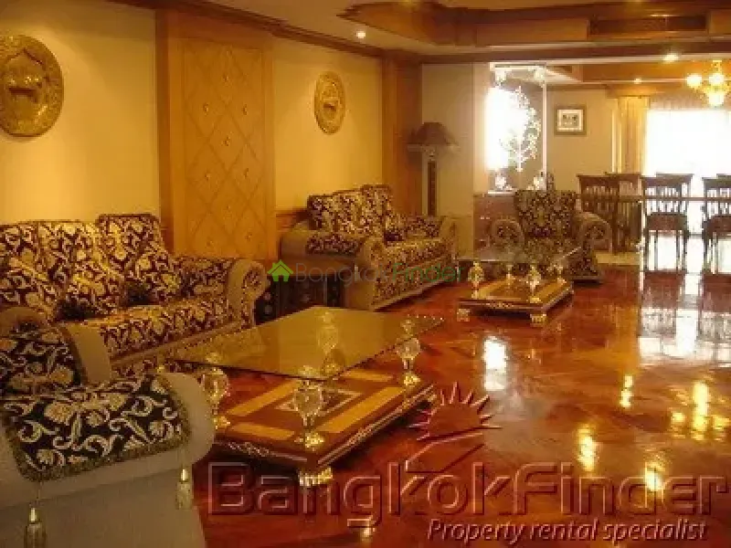 Sukhumvit-Asoke, Asoke, Asoke, Thailand, 4 Bedroom Bedrooms, 0 ,4 BathroomBathrooms,Condo,For Rent,Arunroj Tower,Sukhumvit-Asoke,1883