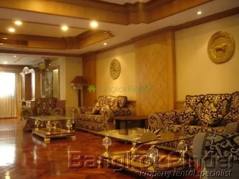 Sukhumvit-Asoke, Asoke, Asoke, Thailand, 4 Bedroom Bedrooms, 0 ,4 BathroomBathrooms,Condo,For Rent,Arunroj Tower,Sukhumvit-Asoke,1883
