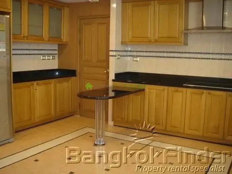 Sukhumvit-Asoke, Asoke, Asoke, Thailand, 4 Bedroom Bedrooms, 0 ,4 BathroomBathrooms,Condo,For Rent,Arunroj Tower,Sukhumvit-Asoke,1883