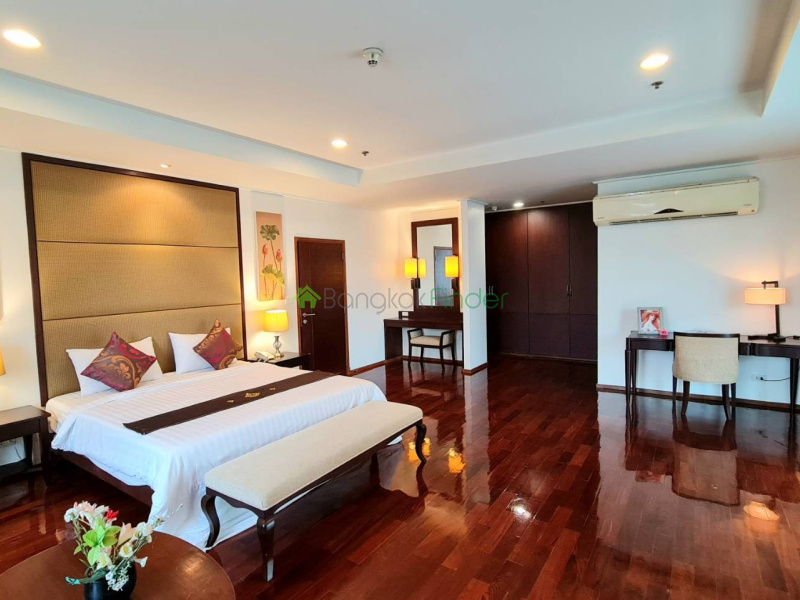 Sukhumvit-Phrom Phong, Phrom Phong, Bangkok, Thailand, 3 Bedrooms Bedrooms, 0 ,4 BathroomsBathrooms,Condo,For Rent,Piyathip Place,Sukhumvit-Phrom Phong,2038