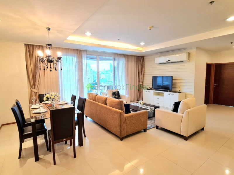 Sukhumvit-Phrom Phong, Phrom Phong, Bangkok, Thailand, 3 Bedrooms Bedrooms, 0 ,4 BathroomsBathrooms,Condo,For Rent,Piyathip Place,Sukhumvit-Phrom Phong,2038