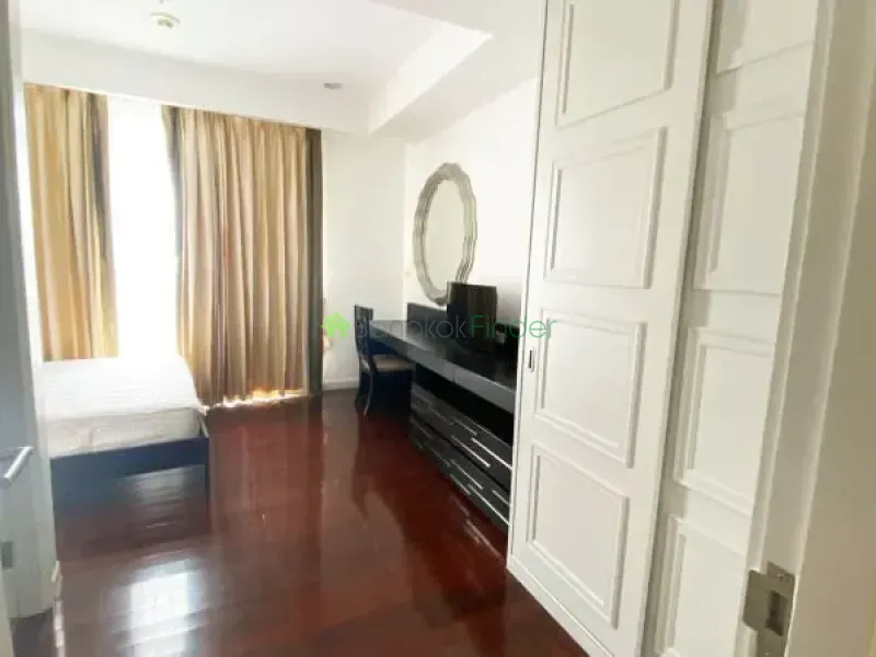 Rajadamri, Rajadamri, Rajadamri, Thailand, 3 Bedroom Bedrooms, 0 ,2 BathroomBathrooms,Condo,For Rent,Baan Rachprasong,Rajadamri,2359