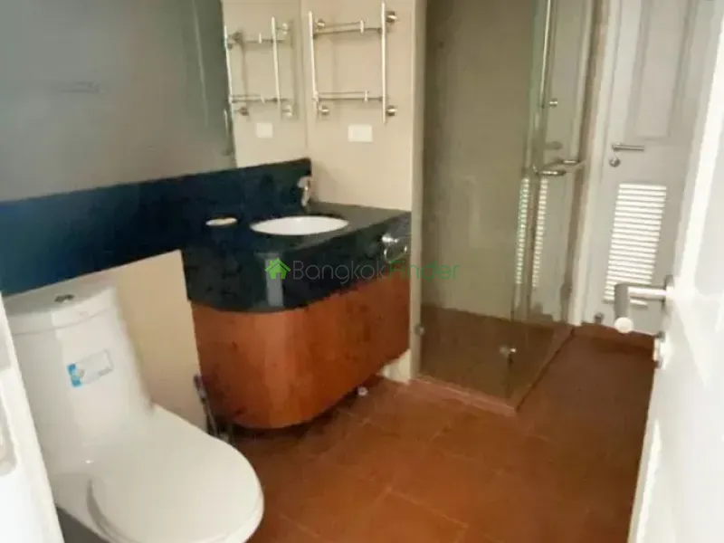 Rajadamri, Rajadamri, Rajadamri, Thailand, 3 Bedroom Bedrooms, 0 ,2 BathroomBathrooms,Condo,For Rent,Baan Rachprasong,Rajadamri,2359