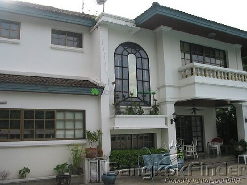 Ramkhamhaeng, Ramkhamhaeng, Ramkhamhaeng, Thailand, 4 Bedroom Bedrooms, 0 ,4 BathroomBathrooms,House,For Rent,Ramkhamhaeng,2452