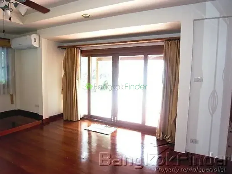 Sukhumvit-Ekamai, Ekamai, Ekamai, Thailand, 3 Bedroom Bedrooms, 0 ,3 BathroomBathrooms,Villa,For Rent,House#66/4 Ekamai 22,Sukhumvit-Ekamai,2710