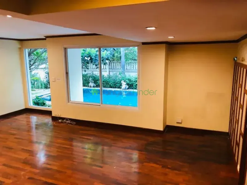 Sukhumvit-Asoke, Asoke, Asoke, Thailand, 3 Bedroom Bedrooms, 0 ,4 BathroomBathrooms,House,For Rent,Sukhumvit-Asoke,2746