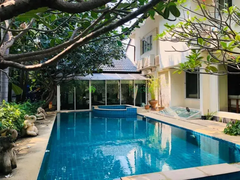 Sukhumvit-Asoke, Asoke, Asoke, Thailand, 3 Bedroom Bedrooms, 0 ,4 BathroomBathrooms,House,For Rent,Sukhumvit-Asoke,2746