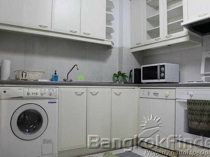 Ploenchit-Chidlom, Ploenchit, Ploenchit-Chidlom, Thailand, 2 Bedroom Bedrooms, 0 ,2 BathroomBathrooms,Condo,For Rent,Baan Navarang,Ploenchit-Chidlom,2876