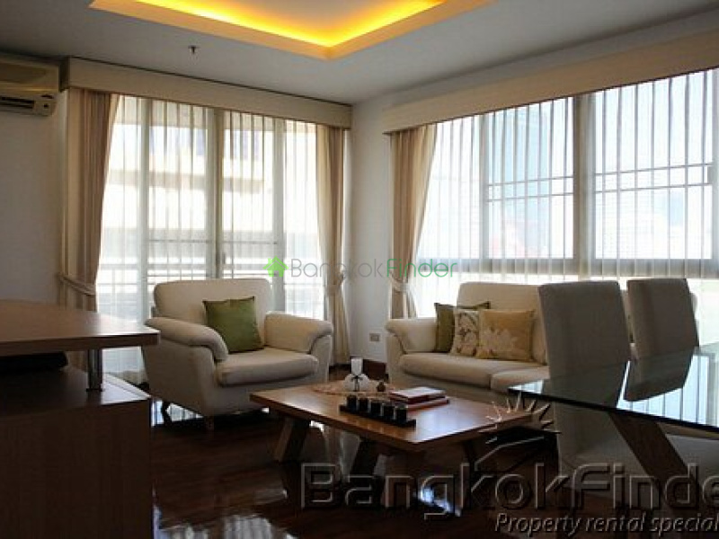 Ploenchit-Chidlom, Ploenchit, Ploenchit-Chidlom, Thailand, 2 Bedroom Bedrooms, 0 ,2 BathroomBathrooms,Condo,For Rent,Baan Navarang,Ploenchit-Chidlom,2876
