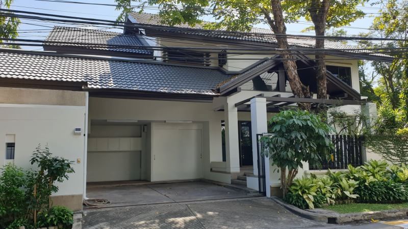 House For Rent 4 Bedrooms 3 Bathrooms Sathorn