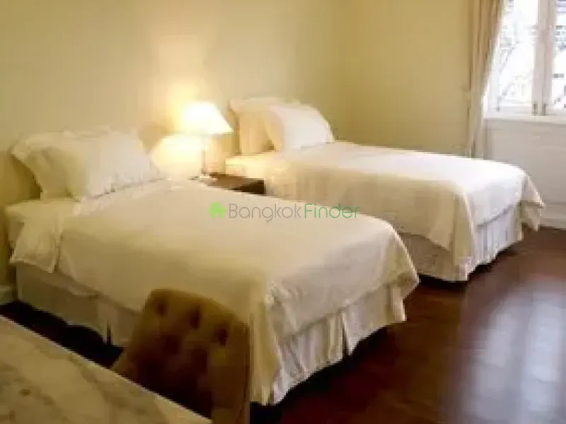 Sukhumvit-Thonglor, Thonglor, Ekamai, Thailand, 4 Bedroom Bedrooms, 0 ,4 BathroomBathrooms,Apartment,For Rent,Dhani Residence,Sukhumvit-Thonglor,3523