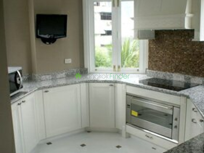 Sukhumvit-Thonglor, Thonglor, Ekamai, Thailand, 4 Bedroom Bedrooms, 0 ,4 BathroomBathrooms,Apartment,For Rent,Dhani Residence,Sukhumvit-Thonglor,3523