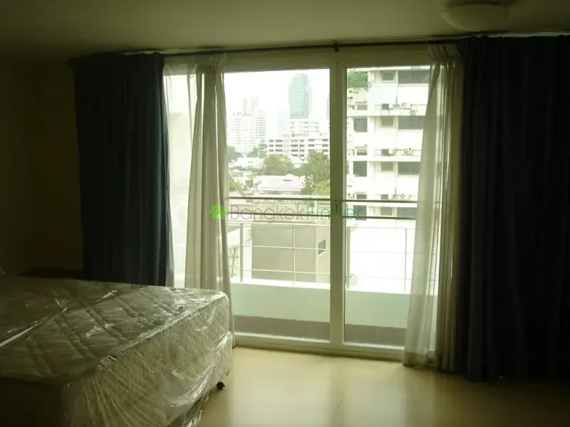 Phrom Phong, Phrom Phong, Phrom Phong, Thailand, 3 Bedroom Bedrooms, 0 ,5 BathroomBathrooms,Condo,For Rent,Turnberry,Phrom Phong,3798