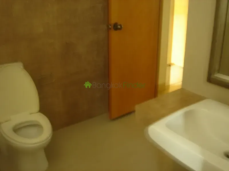 Phrom Phong, Phrom Phong, Phrom Phong, Thailand, 3 Bedroom Bedrooms, 0 ,5 BathroomBathrooms,Condo,For Rent,Turnberry,Phrom Phong,3798
