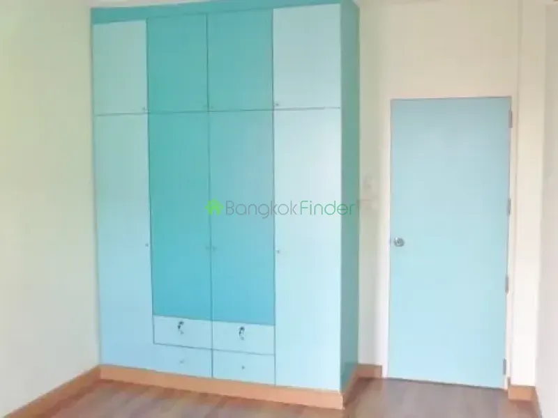 Sathorn, Sathorn, Sathon, Thailand, 3 Bedroom Bedrooms, 0 ,5 BathroomBathrooms,Town House,For Rent,Sathorn,3835
