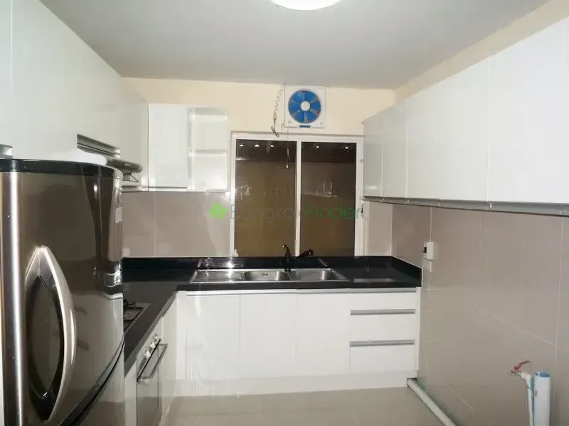 Phrom Phong, Phrom Phong, Phrom Phong, Thailand, 4 Bedroom Bedrooms, 0 ,5 BathroomBathrooms,Town House,For Rent,Phrom Phong,3860