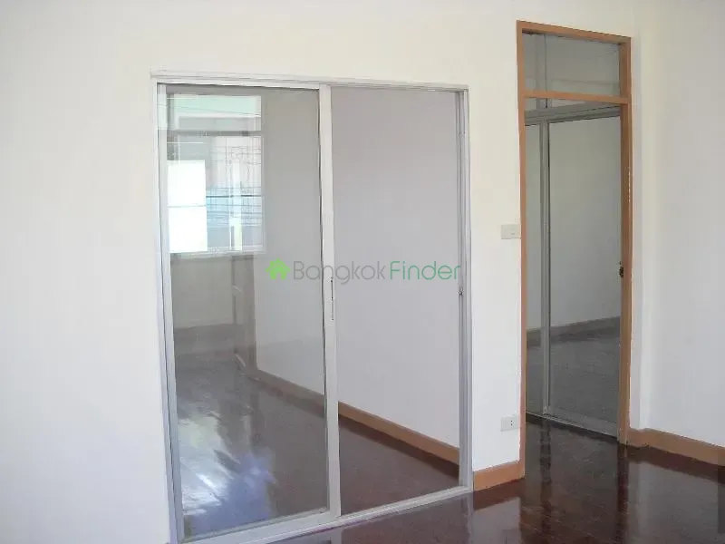 Phrom Phong, Phrom Phong, Thailand, 3 Bedroom Bedrooms, 0 ,3 BathroomBathrooms,House,For Rent,3913