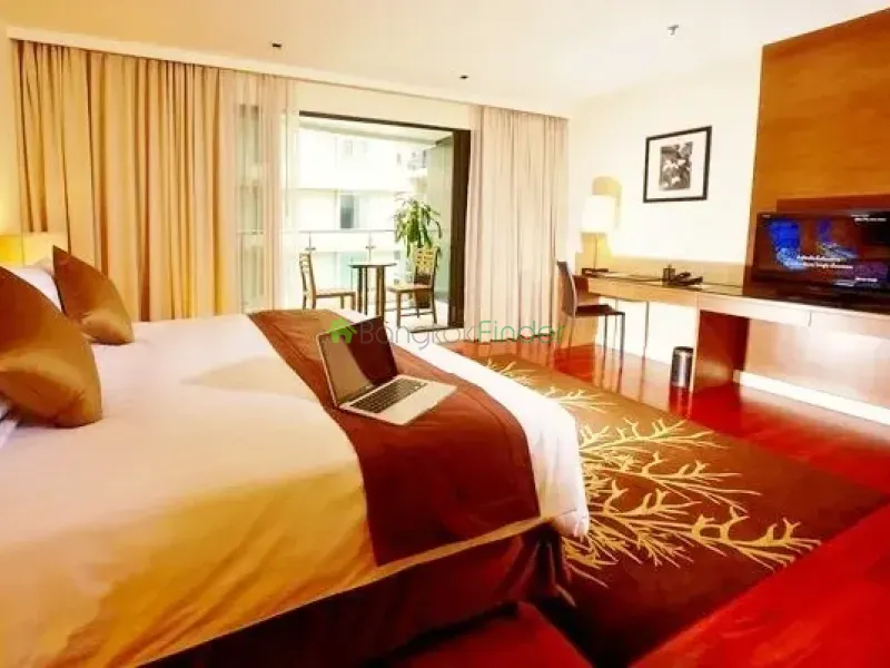 Nana, Nana, Thailand, 1 Bedroom Bedrooms, 0 ,1 BathroomBathrooms,Service Apartment,For Rent,Phachara Suite,4079