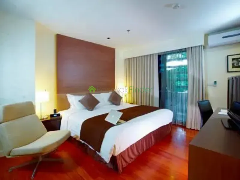 Nana, Nana, Thailand, 1 Bedroom Bedrooms, 0 ,1 BathroomBathrooms,Service Apartment,For Rent,Phachara Suite,4079