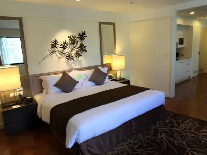 Nana, Nana, Thailand, 1 Bedroom Bedrooms, 0 ,1 BathroomBathrooms,Service Apartment,For Rent,Phachara Suite,4079