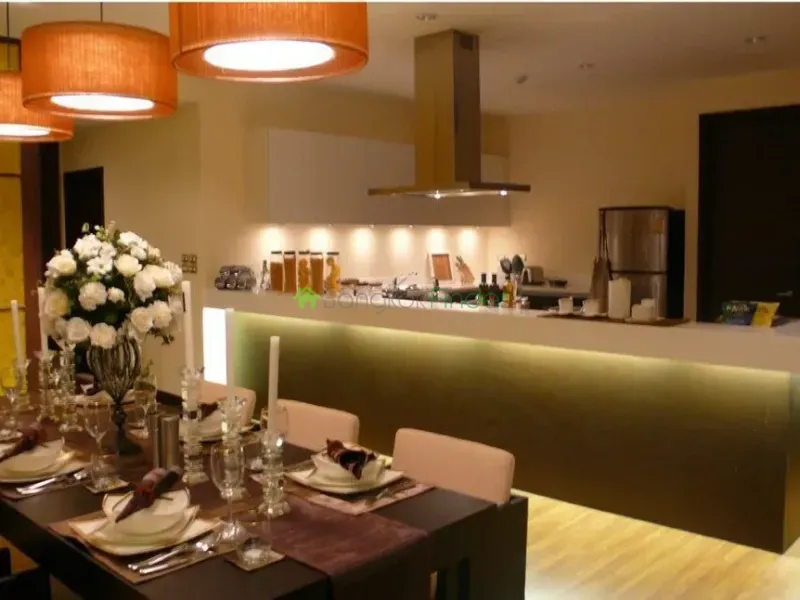 Sathorn, Sathon, Thailand, 2 Bedroom Bedrooms, 0 ,2 BathroomBathrooms,Condo,For Rent,Sky Villa,4304