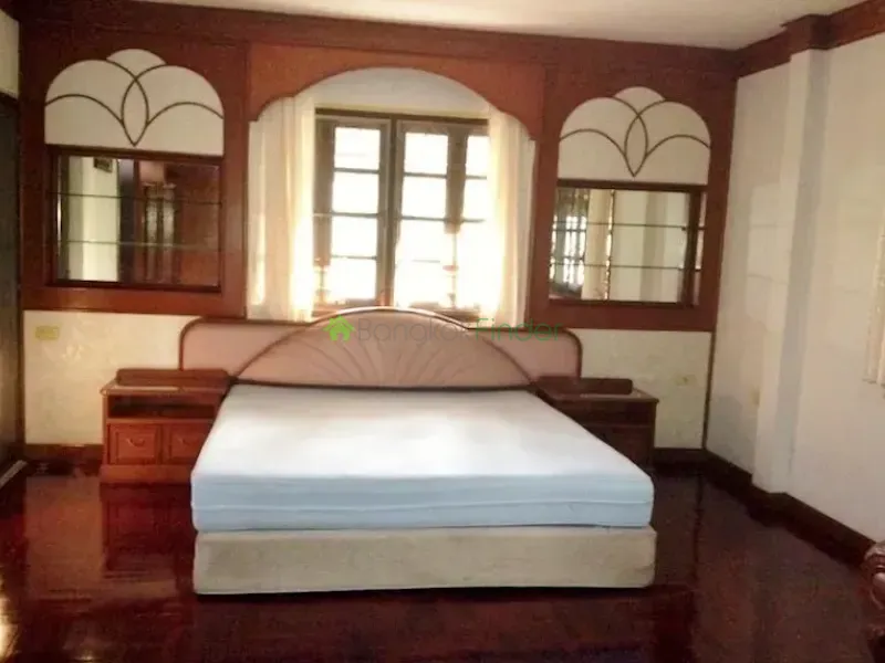 Pattanakarn, Pattanakarn, Thailand, 3 Bedroom Bedrooms, 0 ,3 BathroomBathrooms,House,For Rent,4320