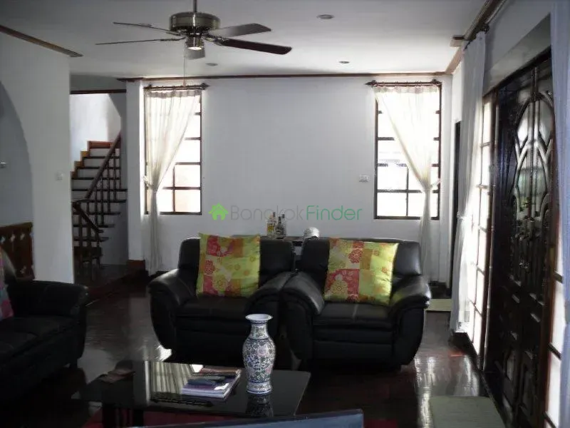 Rama 9, Rama 9, Thailand, 3 Bedroom Bedrooms, 0 ,3 BathroomBathrooms,House,For Rent,4341